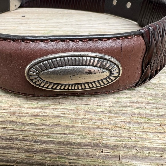 Genuine leather belt with silver metal Conchos. Size 40. - Picture 2 of 7